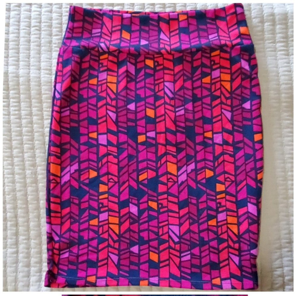 Pink Purple and Blue Lularoe Cassie size Large